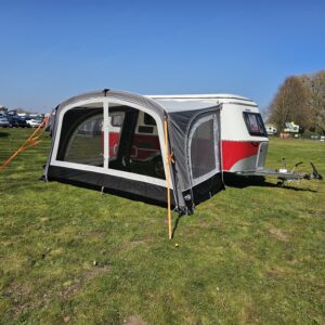 Alternative view of Majestic